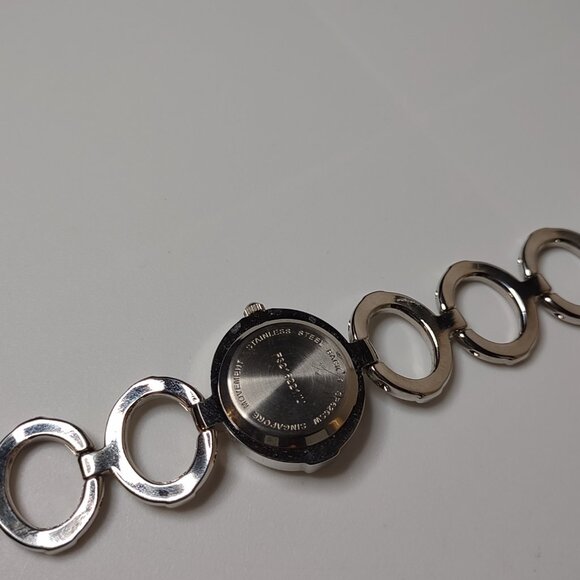 Silver Tone Metal Watch With Oval Link Band - Picture 9 of 14